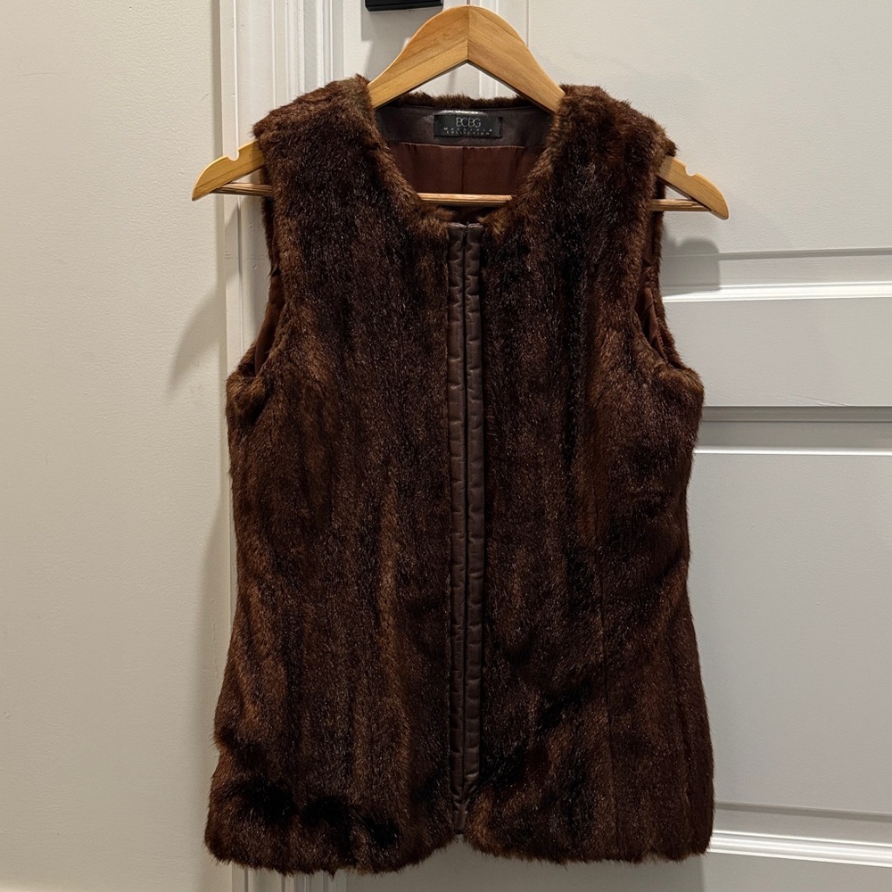 BCBG Brown Faux Fur Zip Vest - Picture 3 of 7